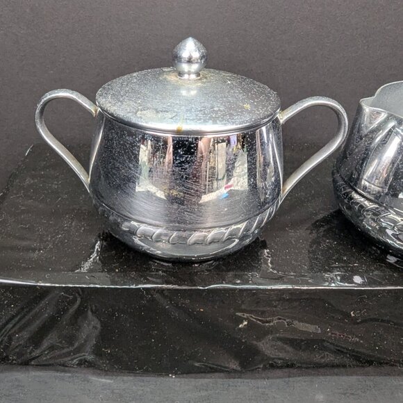 Vintage Irvinware 1970's Chrome Small Sugar and Creamer Set Rope Design - Picture 2 of 9